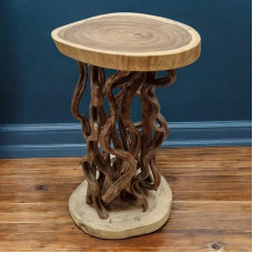 Liane küljelaud erinevates suurustes Sobib nii lille- või baarilauana kui ka küljelauana (70 cm)